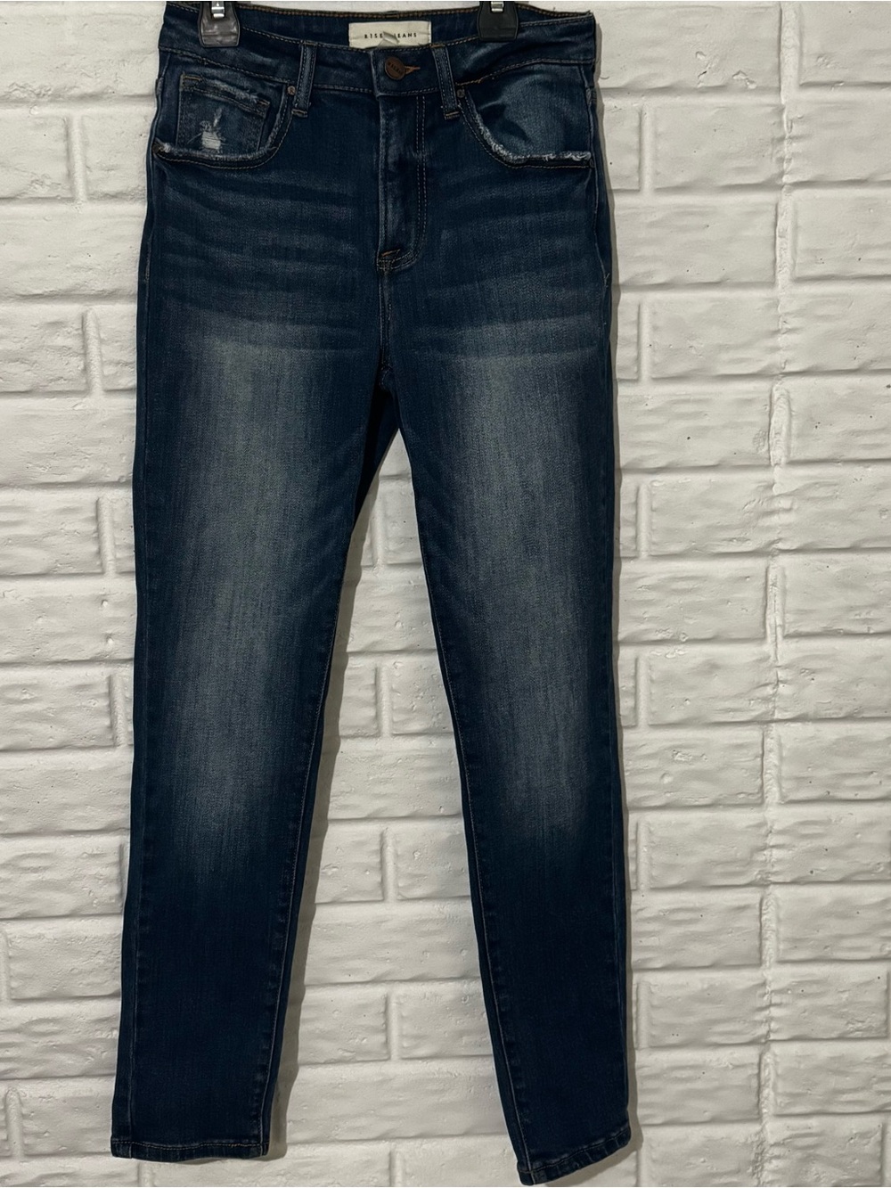 RISEN Skinny Jeans Women’s 5/27 Medium Wash Denim High Rise Non Distressed